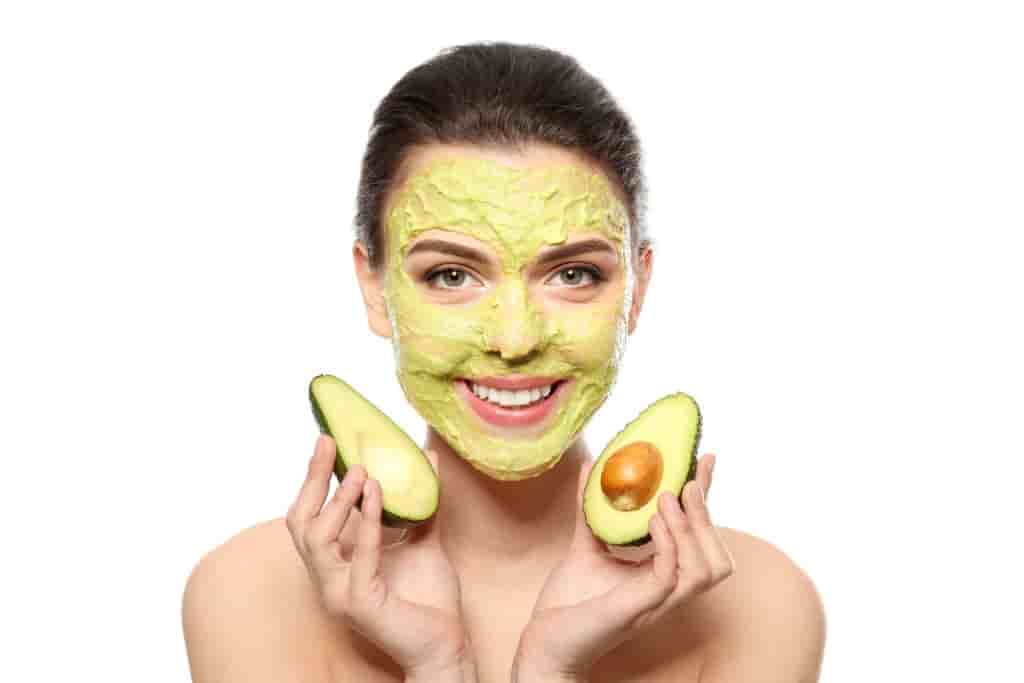 6 DIY Masks That Will Make Your Skin Look Younger