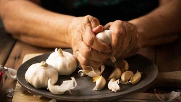 6 Proven Health Benefits of Garlic