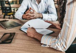 Know more About Life Insurance Agents